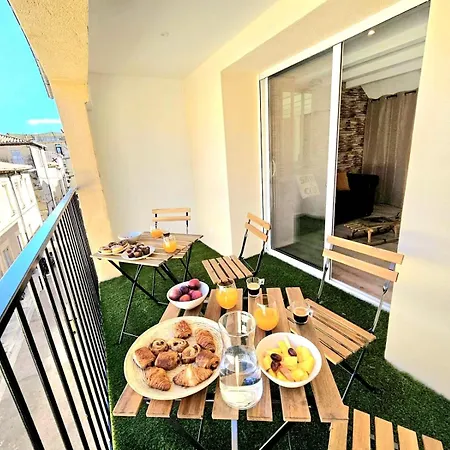 L'Escapade Forestiere - Coeur De Ville Avec Terrasse Nimes Exterior foto
